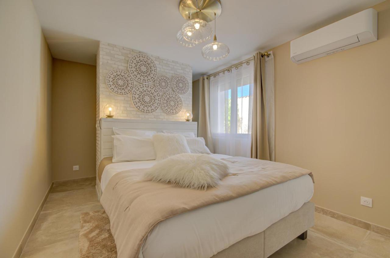 Domaine Le Courti - Adult Only Hotel Le Barcares Ruang foto