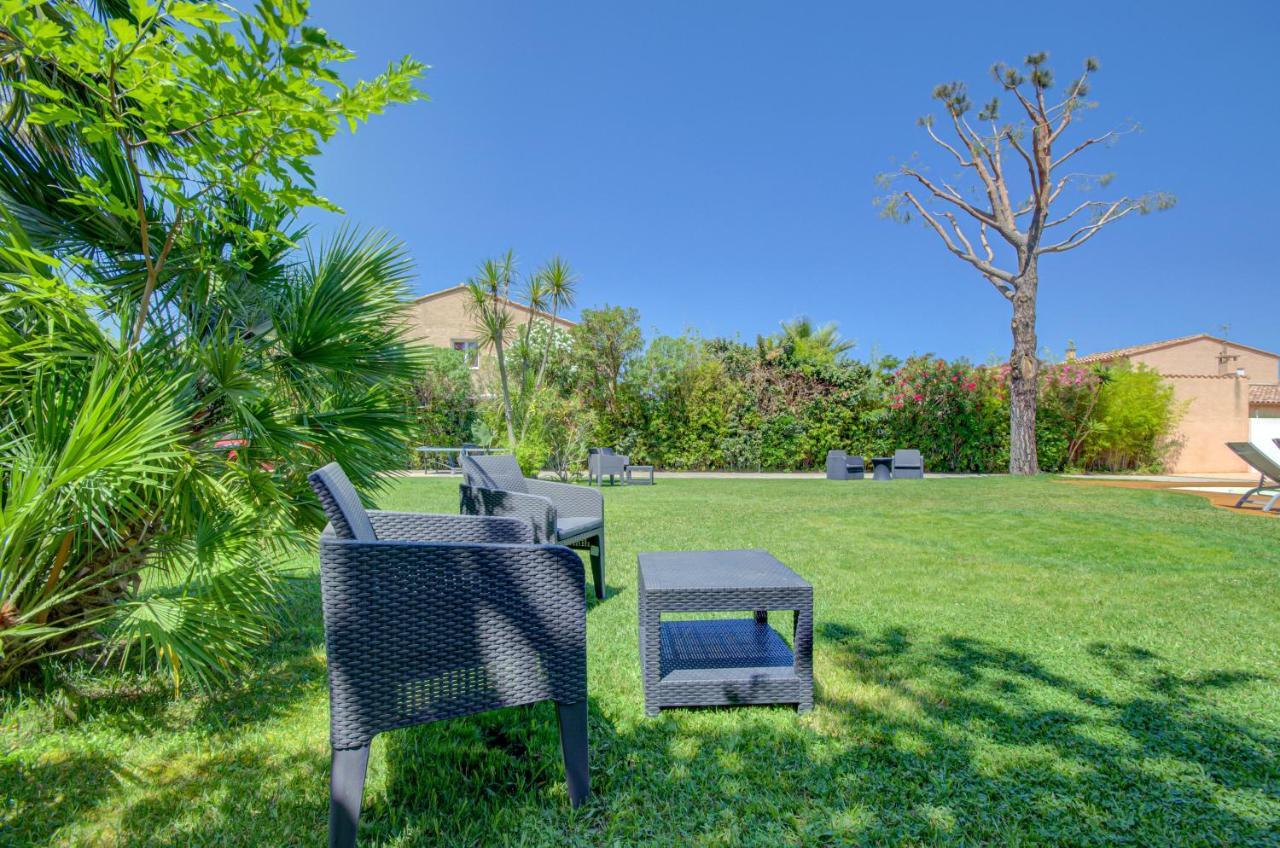 Domaine Le Courti - Adult Only Hotel Le Barcares Bagian luar foto
