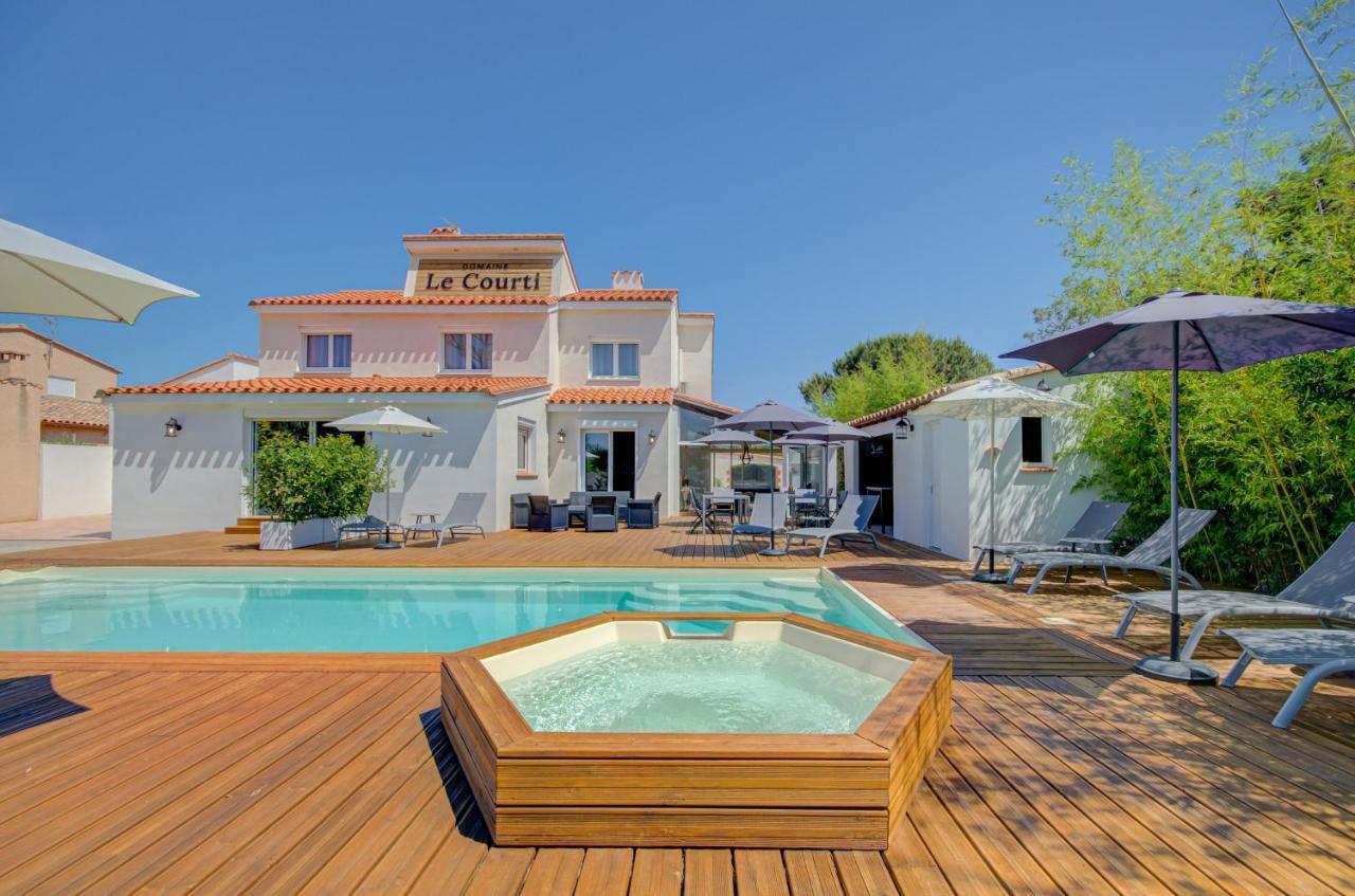 Domaine Le Courti - Adult Only Hotel Le Barcares Bagian luar foto