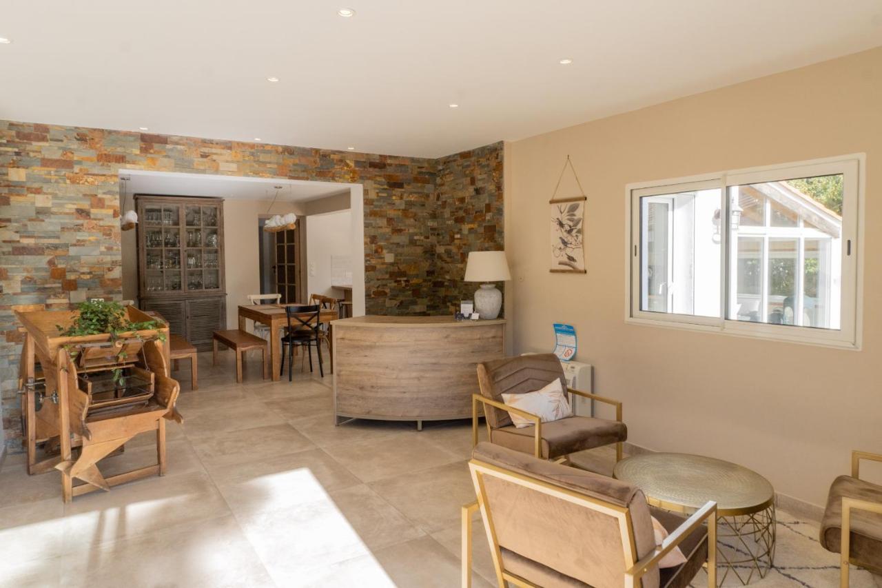 Domaine Le Courti - Adult Only Hotel Le Barcares Bagian luar foto